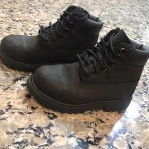 Toddler boys leather Timberland boots size 9